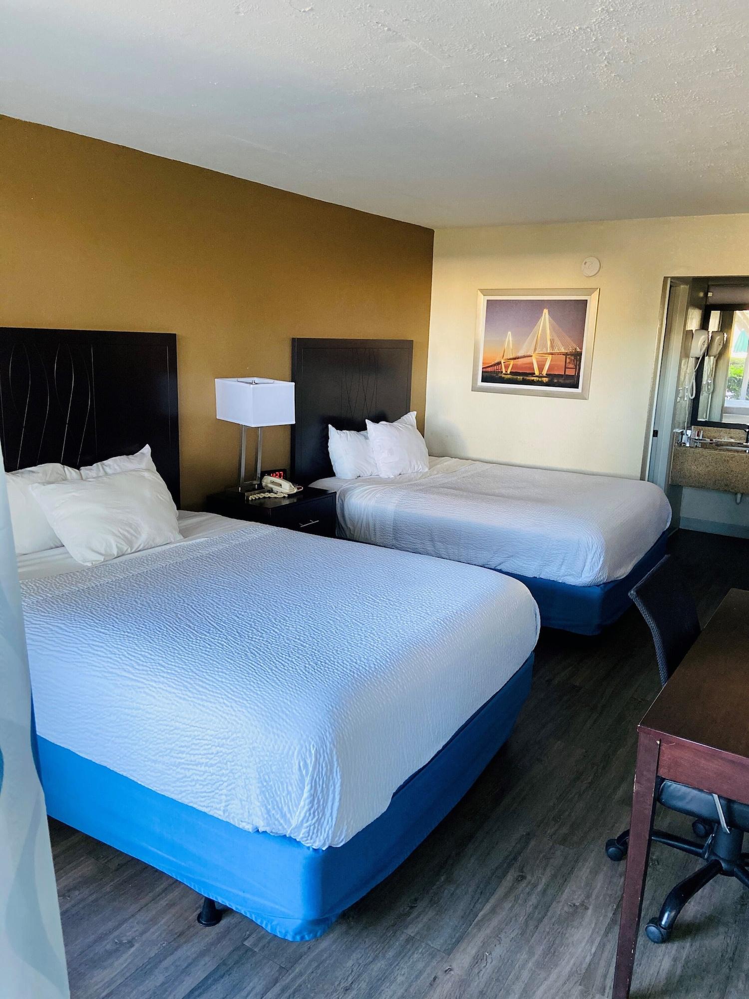 Days Inn By Wyndham Mt Pleasant-Charleston-Patriots Point Ngoại thất bức ảnh