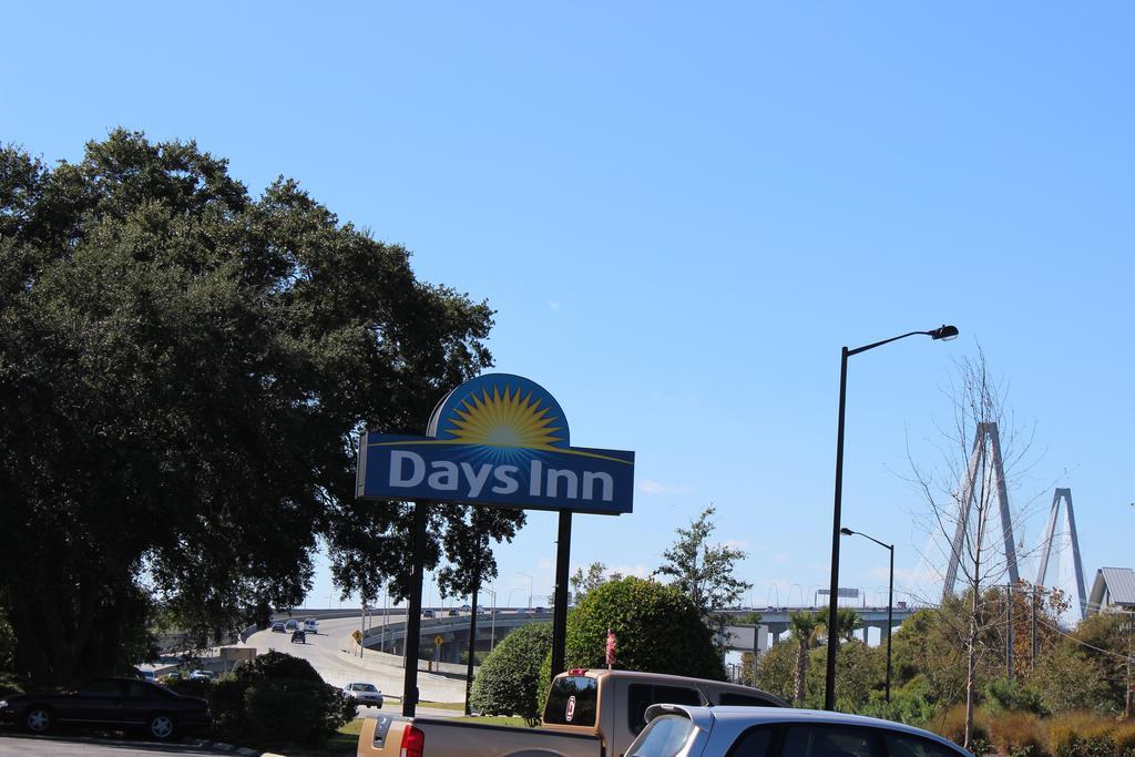 Days Inn By Wyndham Mt Pleasant-Charleston-Patriots Point Ngoại thất bức ảnh